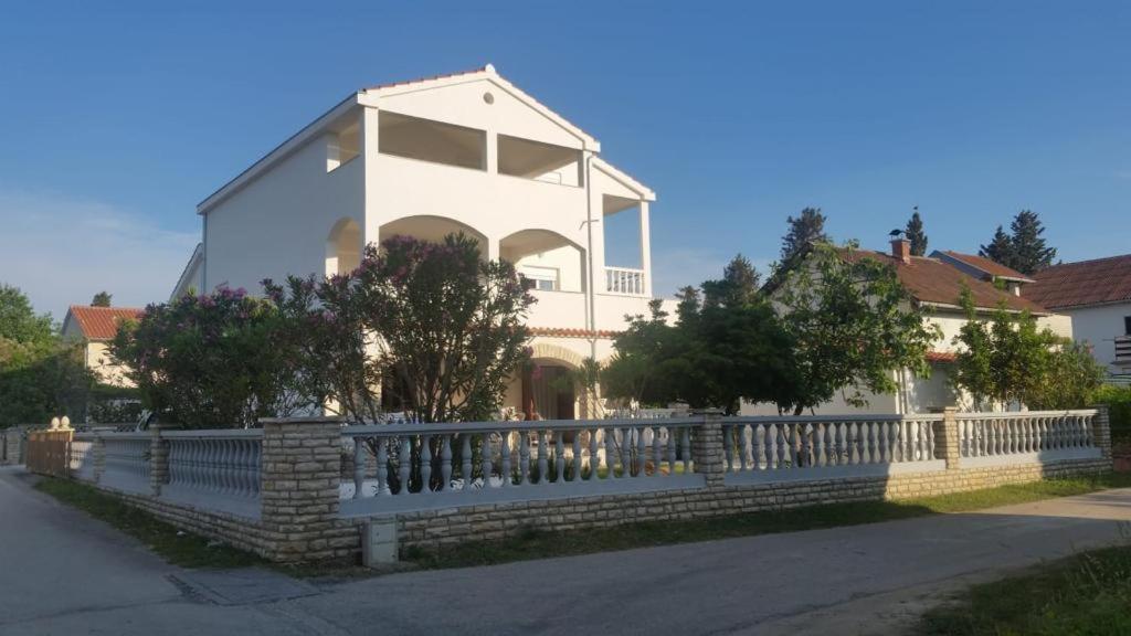 Beach Apartments Privlaka  Luaran gambar